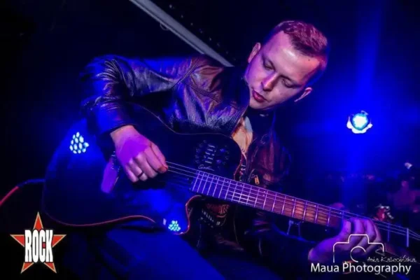 Lekcje gry na gitarze w Nowym Brzesku – zapisy na nowy rok szkolny