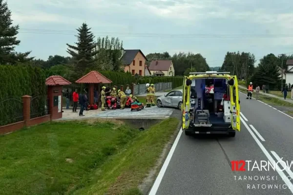 Wypadek motocyklisty na DW975 w Sukmanie – utrudnienia w ruchu